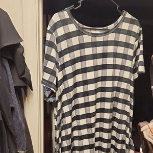 LuLaRoe Carly Black and White Plaid Top